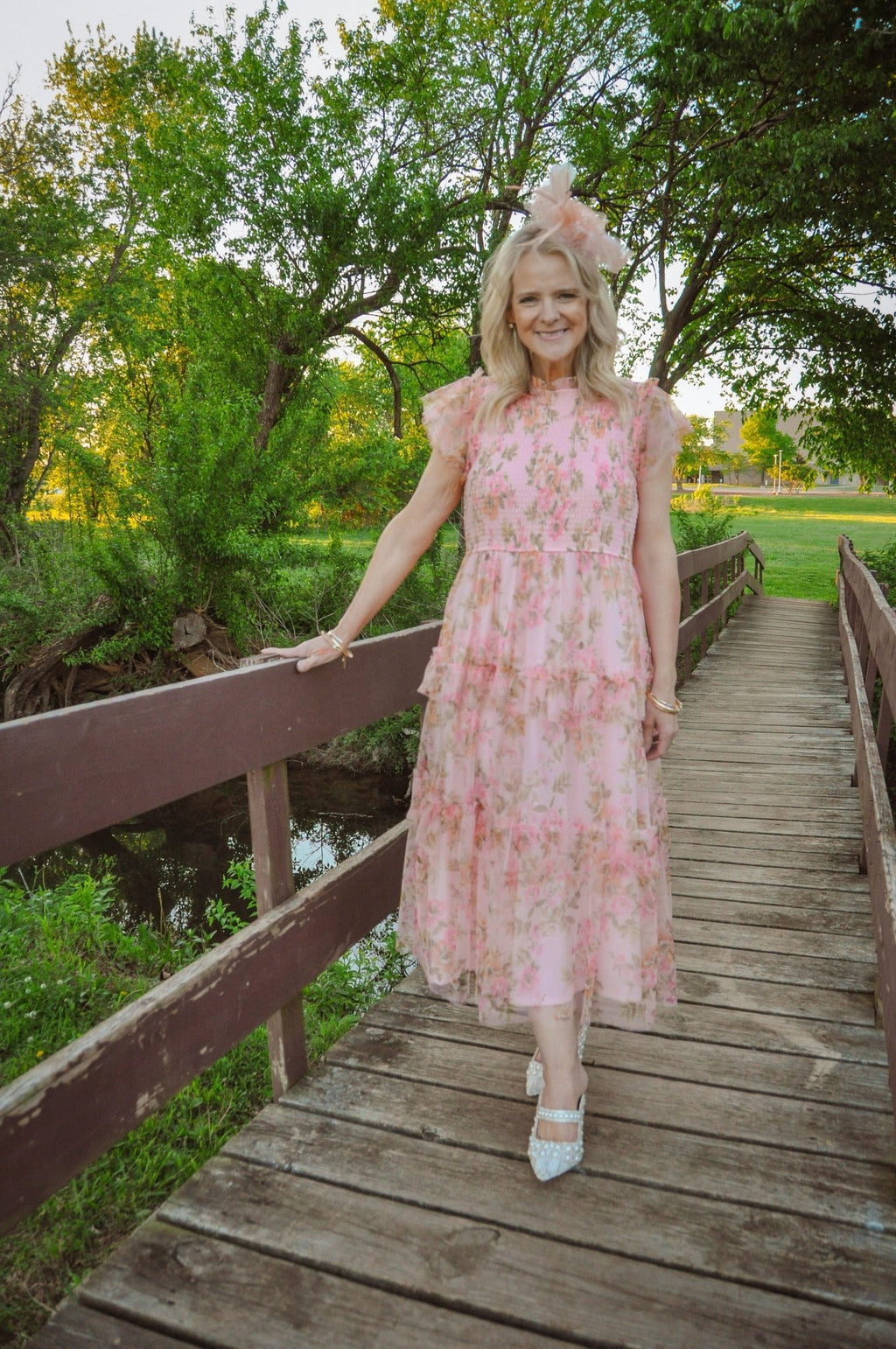 midi dress with tulle Victoria Floral Hooded Collar Boyut:38 Asymmetric Beads Appliques Prom bringing an enchanting lightness