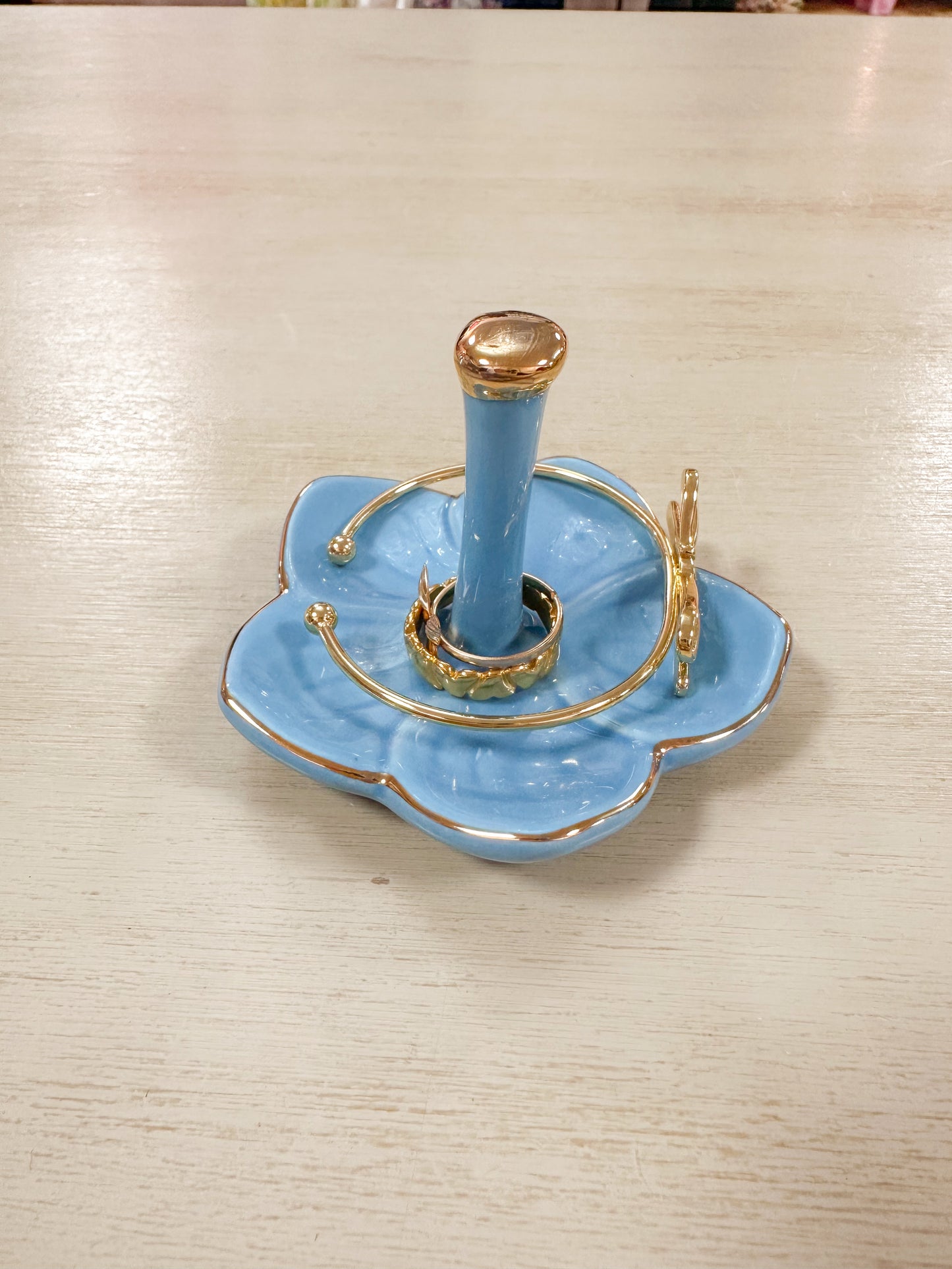 Flower Ceramic Ring Holder