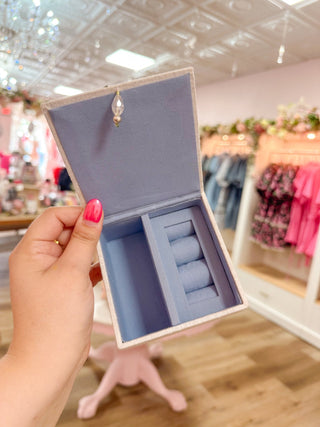 Hydrangea Beaded Tassel Box - Olivia Frank & Co.