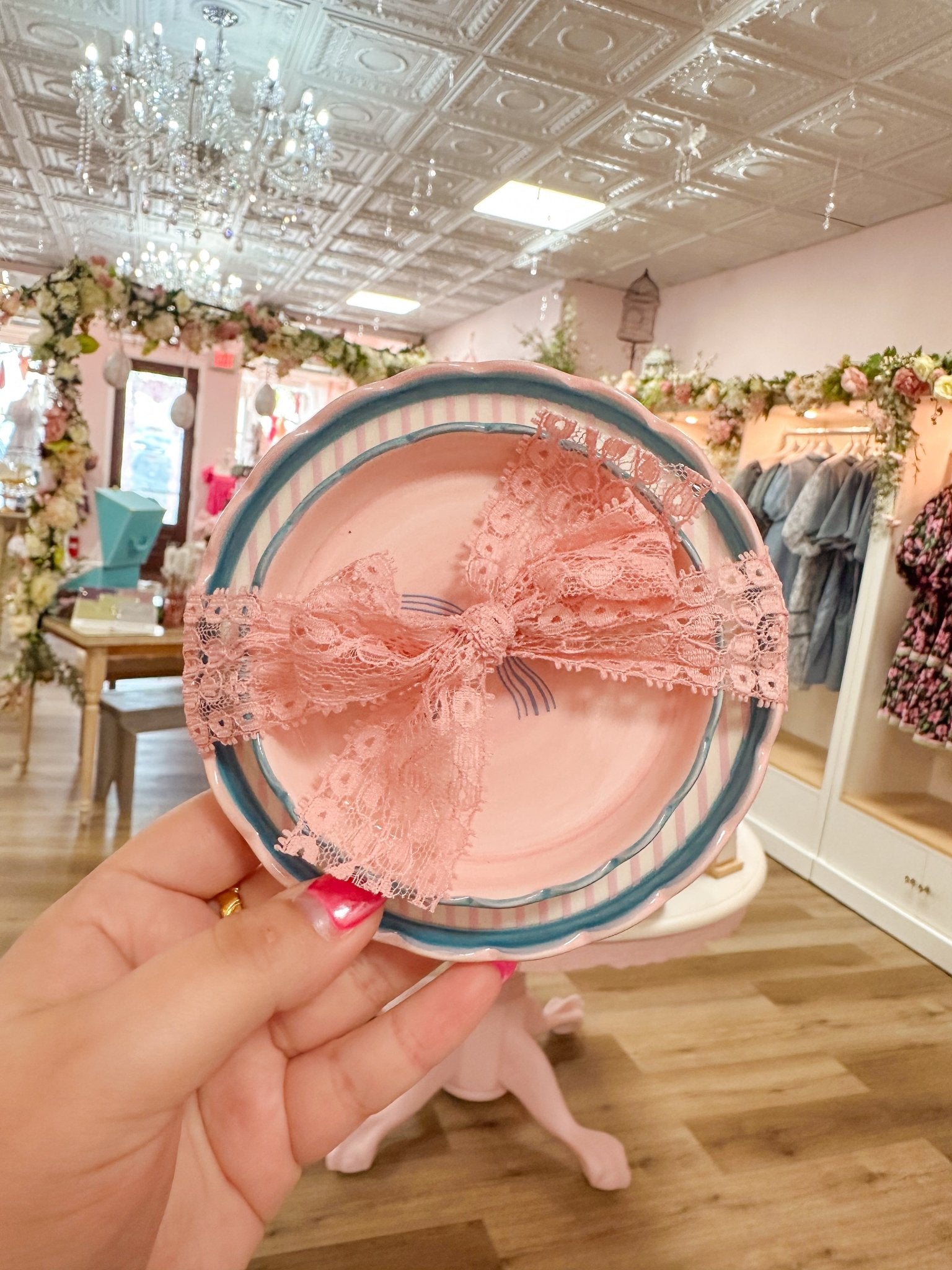 Scalloped Trinket Dish Bundle - Olivia Frank & Co.