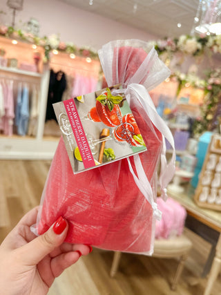 Strawberry Daiquiri Wine Slushy - Olivia Frank & Co.